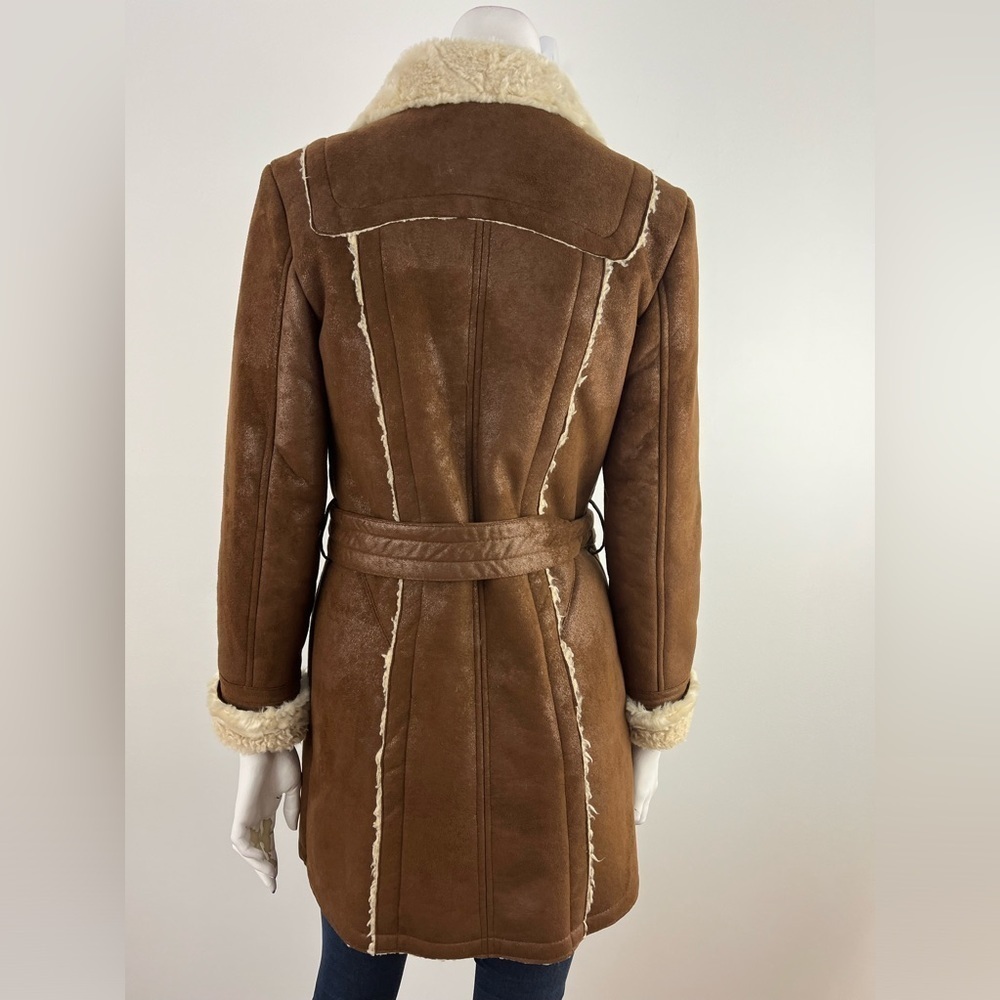 LE CHATEAU faux fur shearling coat - Picture 5 of 8